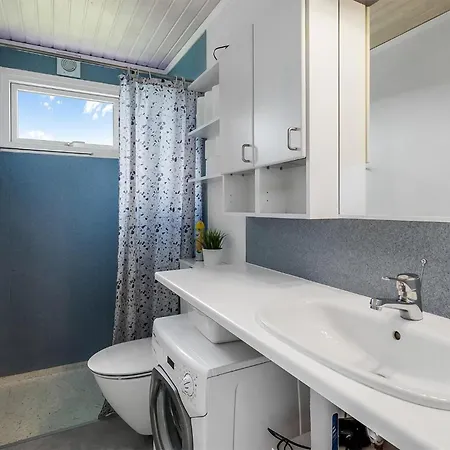 3 Bedroom Front In 別荘