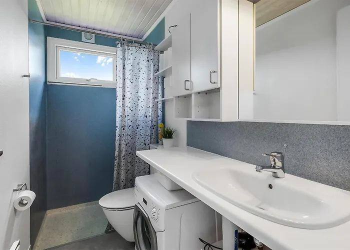 3 Bedroom Front In בית נופש